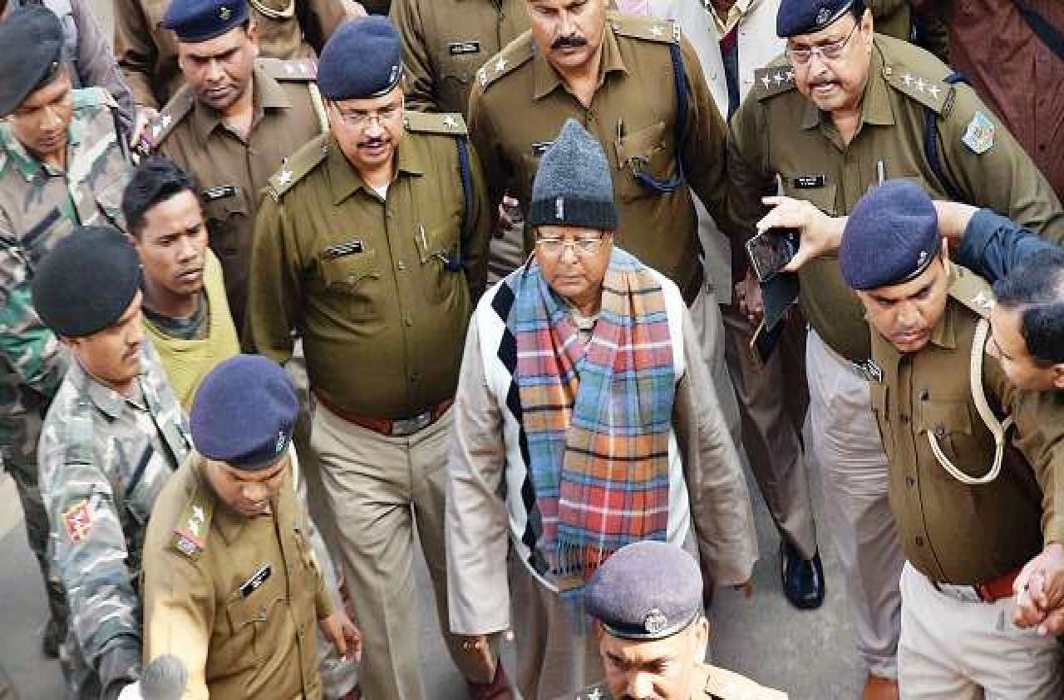 Fodder scam 14 year jail term Rs 60 lakh fine for Lalu in Dumka Treasury case