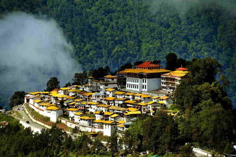 SC serves notice to Arunachal govt on police firing deaths in Tawang