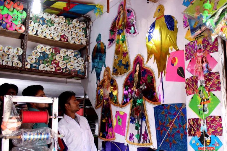 Delhi HC to hear PIL against Sale and Use of Chinese Manjha Kites