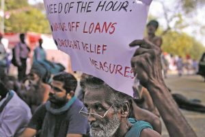 Protesting farmers at Jantar Mantar pleading for loan waivers