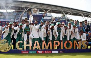 The Pakistan team with the Champions Trophy 2017 after walloping India. Photo: UNI