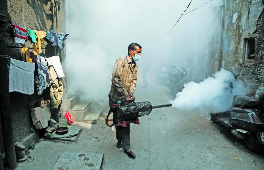 Fogging during a dengue outbreak in Old Delhi. Photo: Anil Shakya