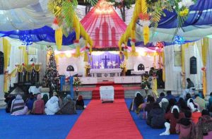 Devotees attend mass on the eve of Christmas in Ranchi, Jharkhand. Photo: UNI