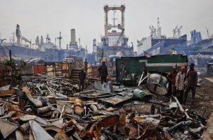 Toxic wastes strewn in a ship-breaking yard. Photo: YouTube