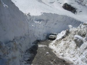 Rohtang Pass in Himachal Pradesh