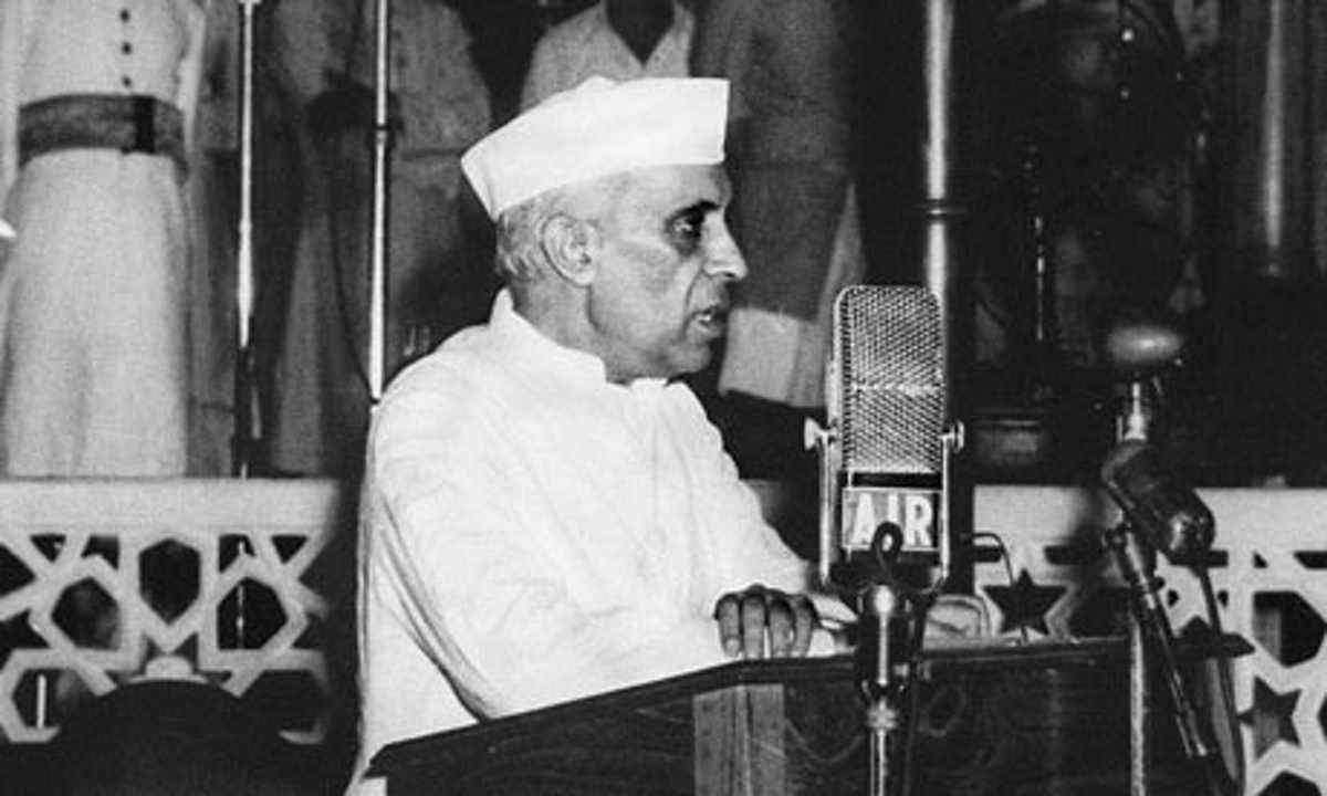 India’s first prime minister Jawaharlal Nehru makes a speech in Parliament. Photo: Wikimedia