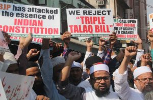 Muslim men in Mumbai protest against the Bill while women/Photo: UNI