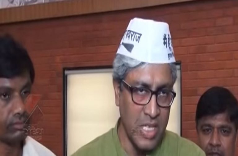 Delhi court directs registration of FIR against AAP leader Ashutosh for defaming respected persons in a blog
