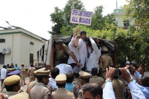 Police arrest Congress activists demanding opening of roads passing through the cantonment area in Secunderabad/Photo: UNI