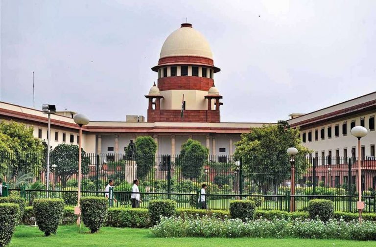 SC summons details of criminal cases pending against MPs, MLAs in all States by Oct 12