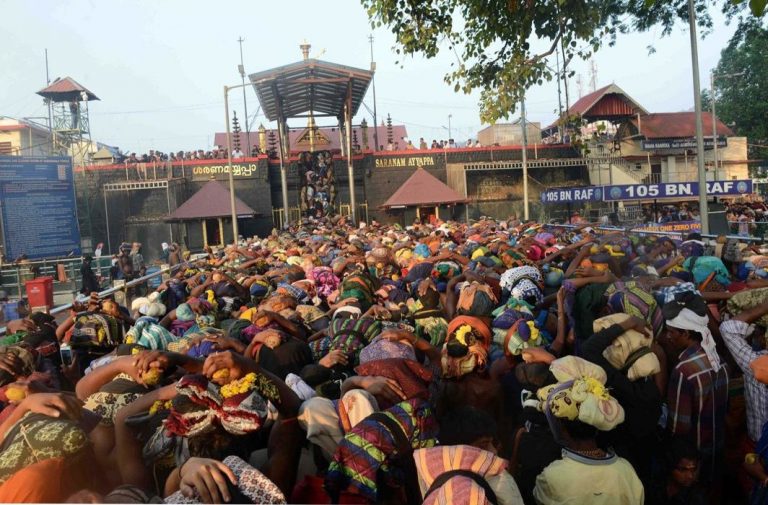 In 4:1 majority verdict, Supreme Court allows women entry into Sabarimala temple