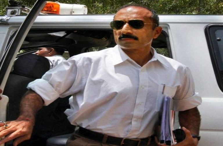 Approach Gujarat HC for security for family: SC to sacked IPS officer Sanjiv Bhatt
