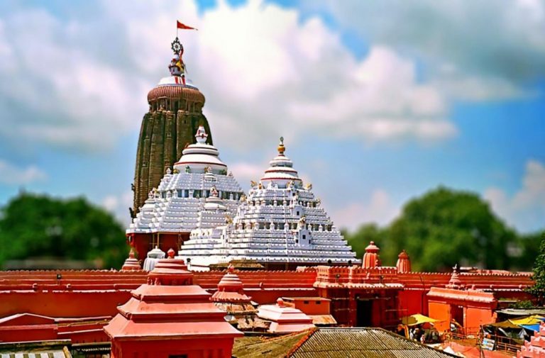 Cops can’t enter Puri’s Jagannath temple with weapons: SC