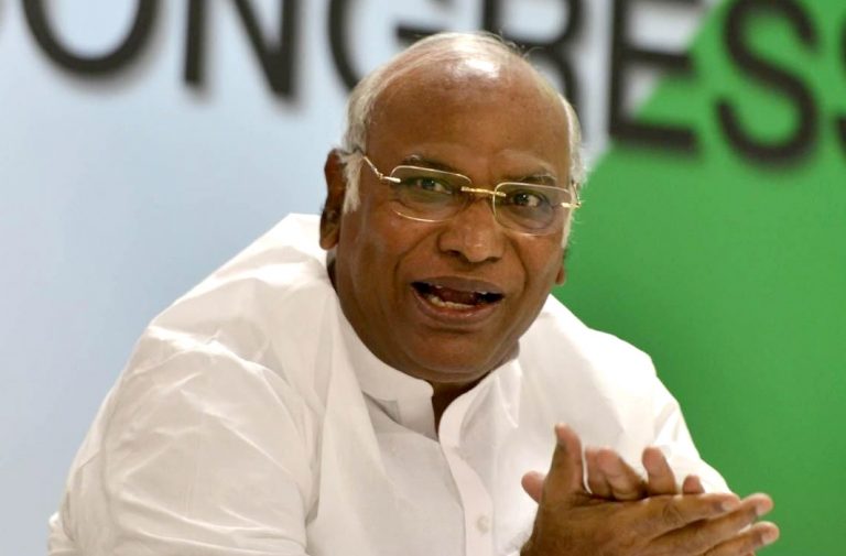 Oppn Leader Kharge Accuses AG, CAG Of Lying Before Apex Court