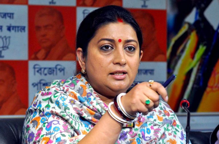 HC Quashes Summons Against Smriti Irani, Countercase Against Nirupam To Continue