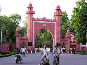 Aligarh Mus­lim University (AMU)
