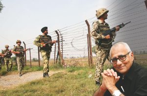 BSF jawans keeping vigil at the Attari international border/Photo: UNI