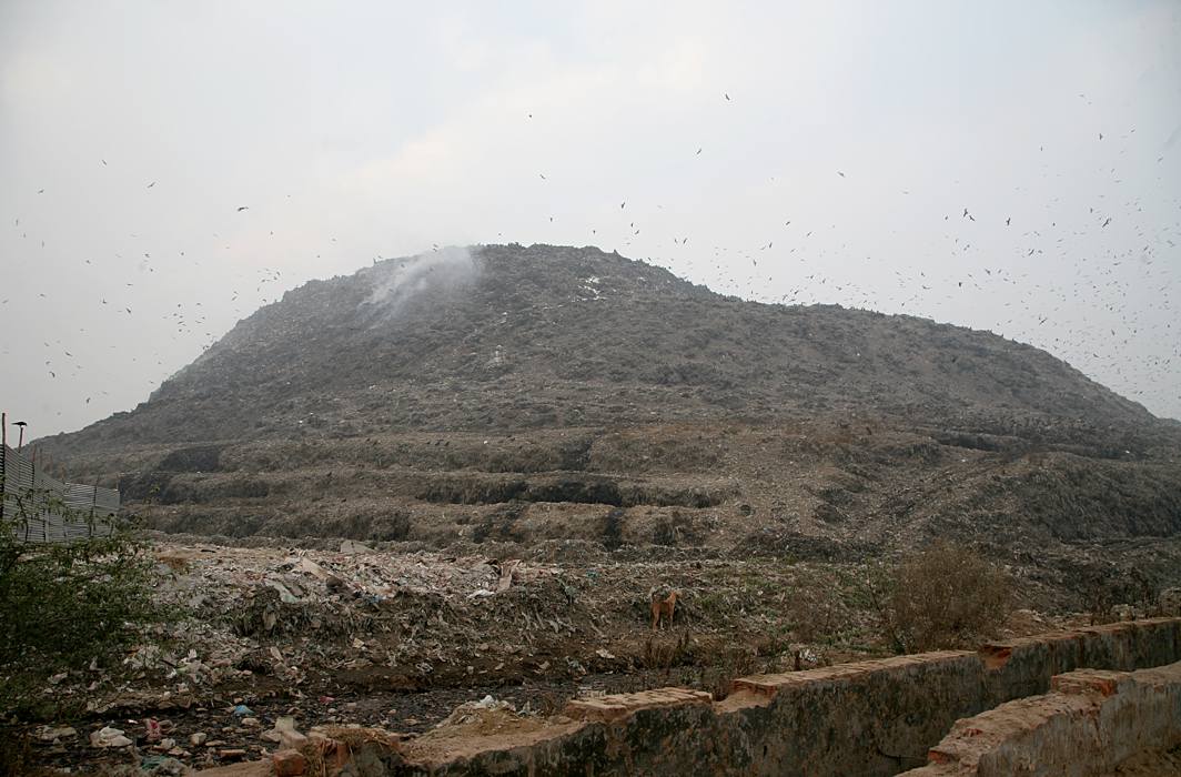 The Ghazipur landfill had exhausted its capacity in 2008 but dumping continues/Photo: Anil Shakya