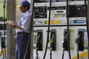 Wont-interfere-to-fix-fair-price-of-petrol-diesel-Delhi-High-Court