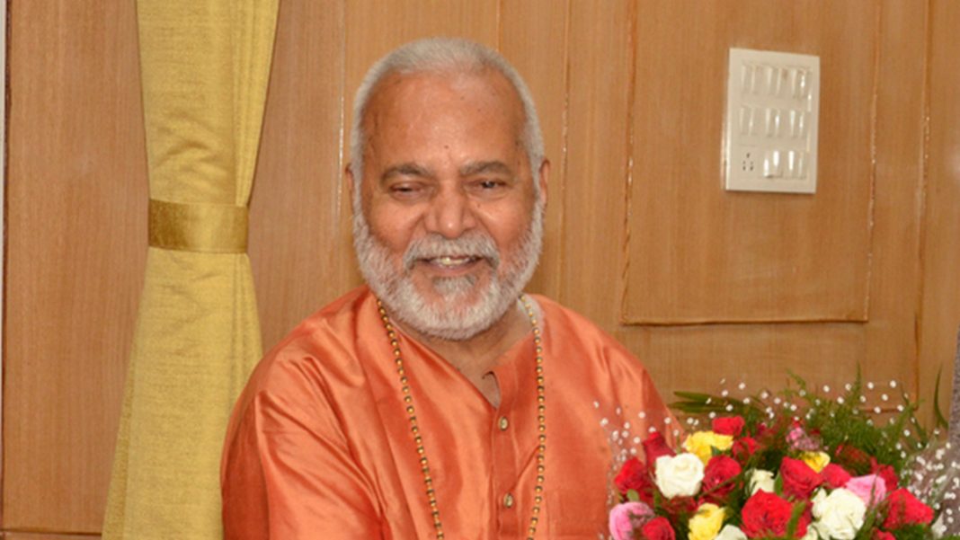 swami-chinmayanand
