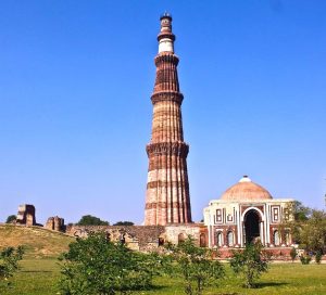 Delhi High Court : No urgent listing on plea pertaining to stay against prayers at Mughal Mosque in Qutub Minar complex