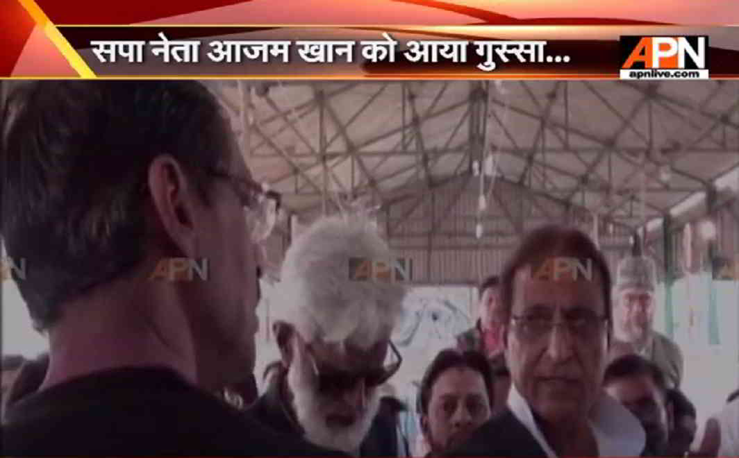 Azam Khan threatens government official for stopping his car