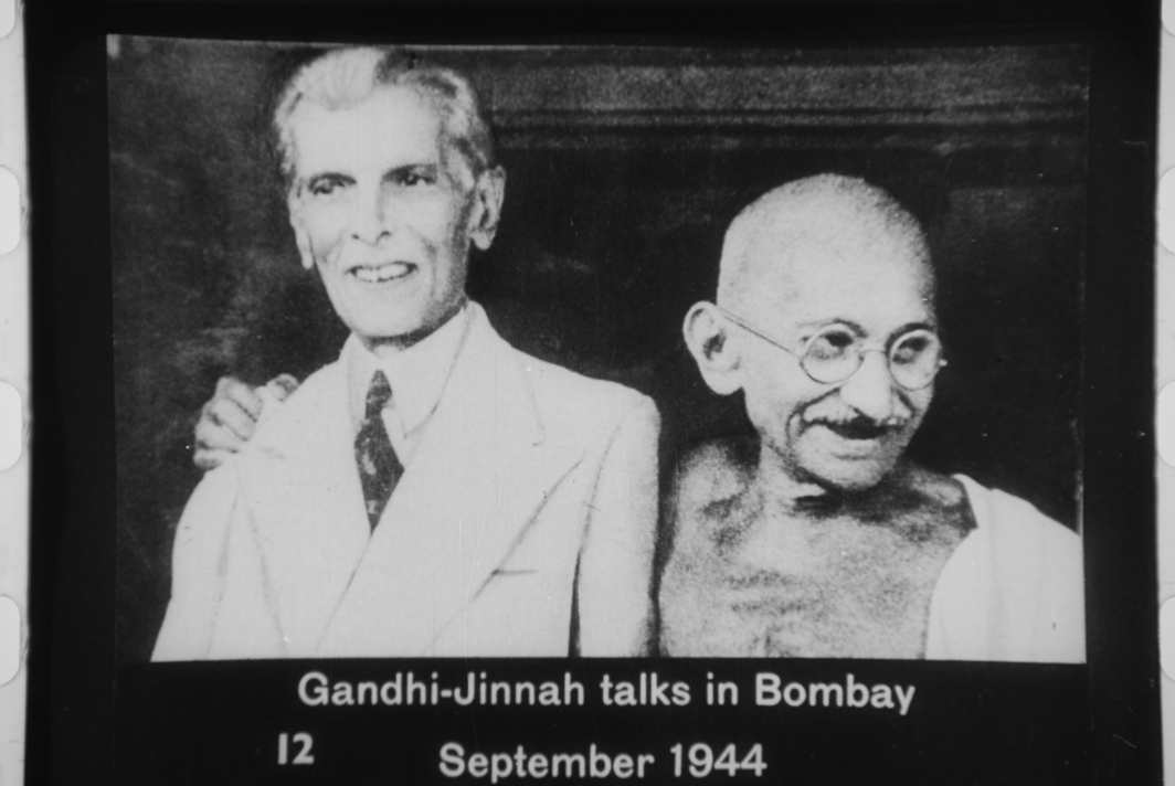 Gandhi vs Jinnah