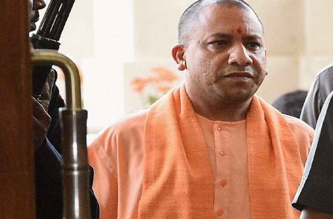 Mathura robbery: Two killed in jewellery shop, Adityanath orders probe by state police chief