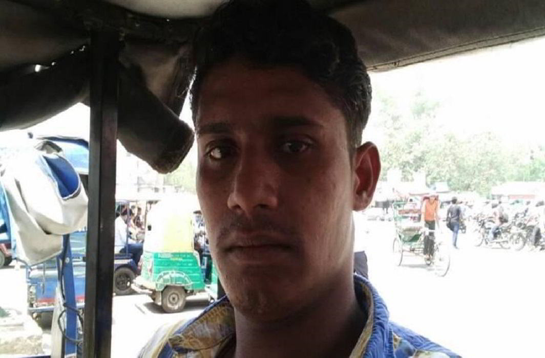 Delhi e-rick driver lynched: Minister assures action