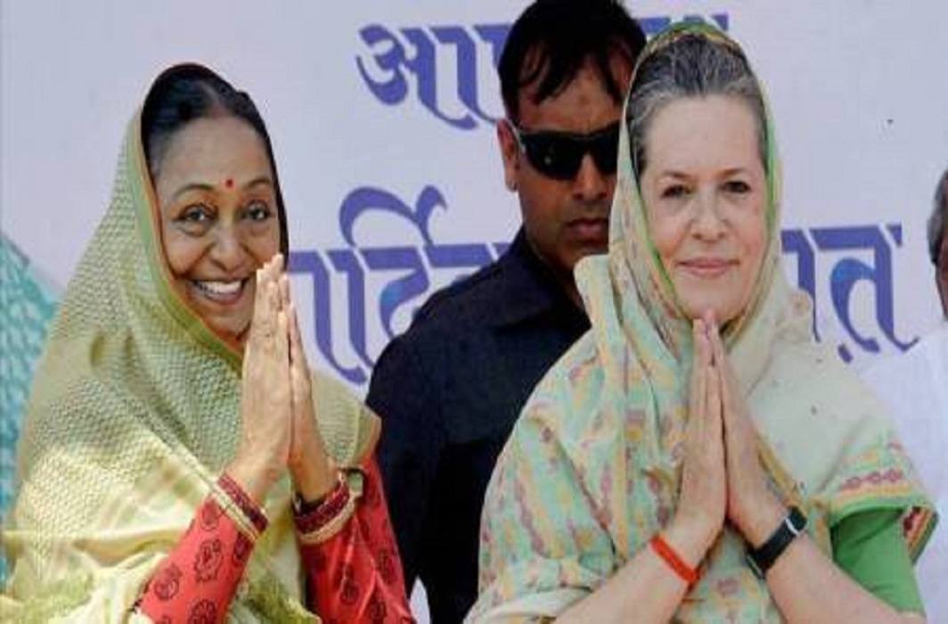 Presidential Election 2017 : Meira Kumar files nomination in presence of Congress chief Sonia Gandhi