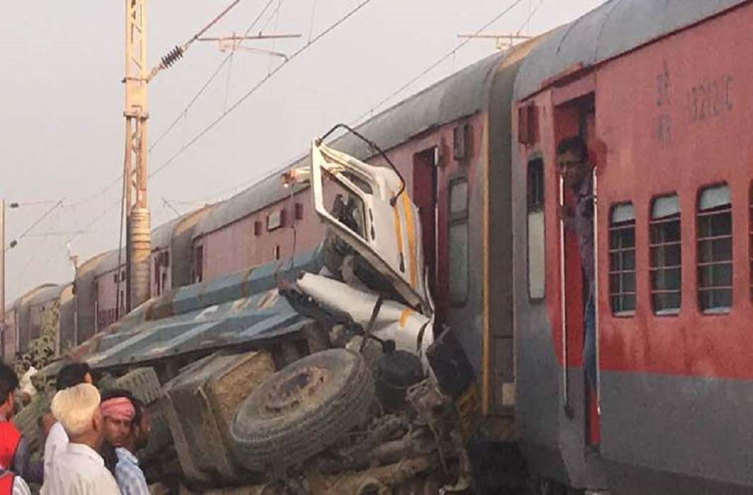 Over 70 injured as train en-route to Delhi derails near Auraiya in UP