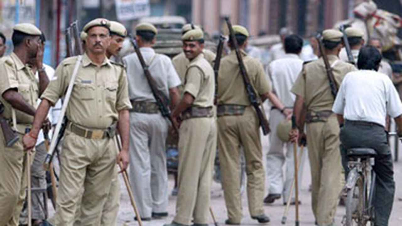 Curfew in Jaipur: 1 killed in clashes between mob and police