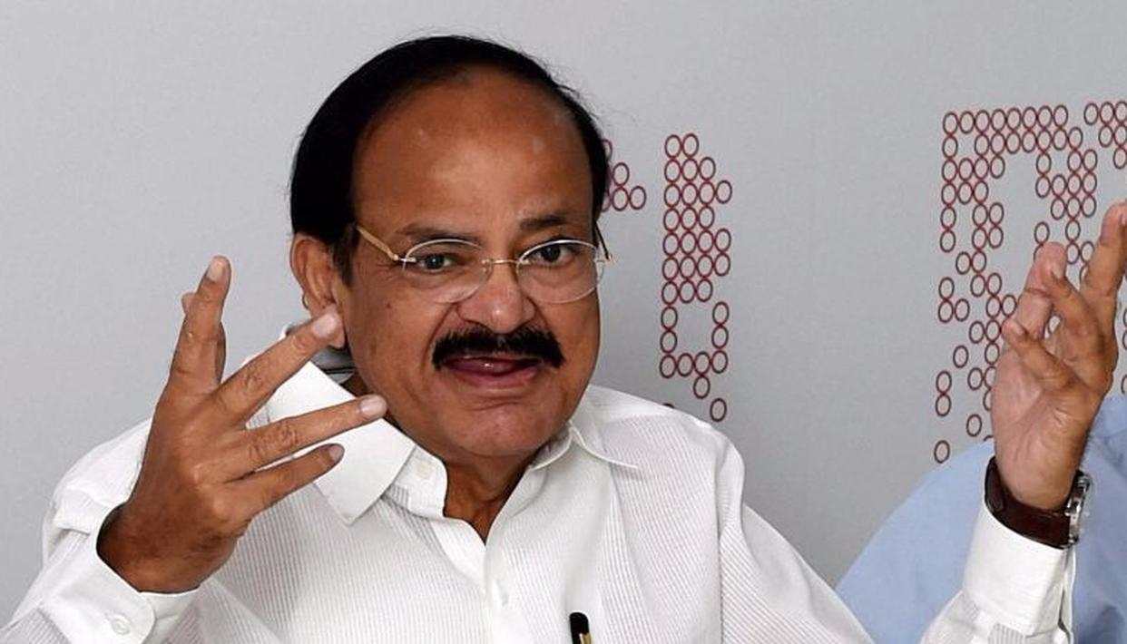 Vice President Naidu takes ‘dynasty is nasty but tasty to some’ dig at Rahul Gandhi