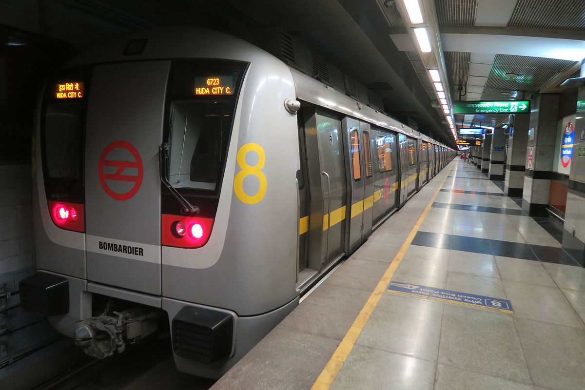 With one door open, Delhi metro train makes way from Chawri Bazar to Kashmiri Gate