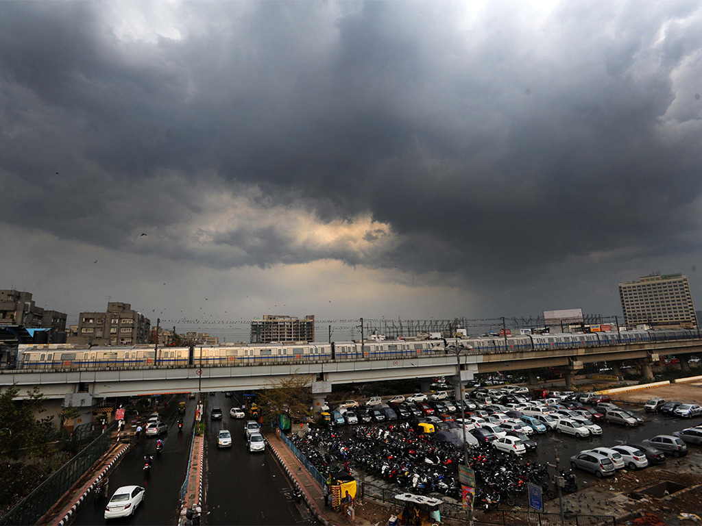 rain-delhi-pollution