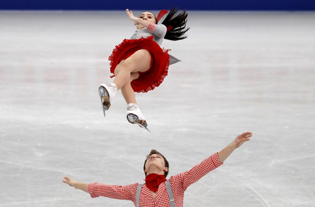 LIQUID GRACE: Russia's Apollinariia Panfilova and Dmitry Rylov at the ISU Grand Prix of Figure Skating Final in Nagoya, Japan, Reuters/UNI
