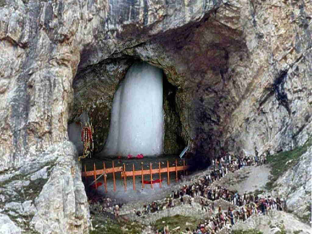 Amarnath-cave