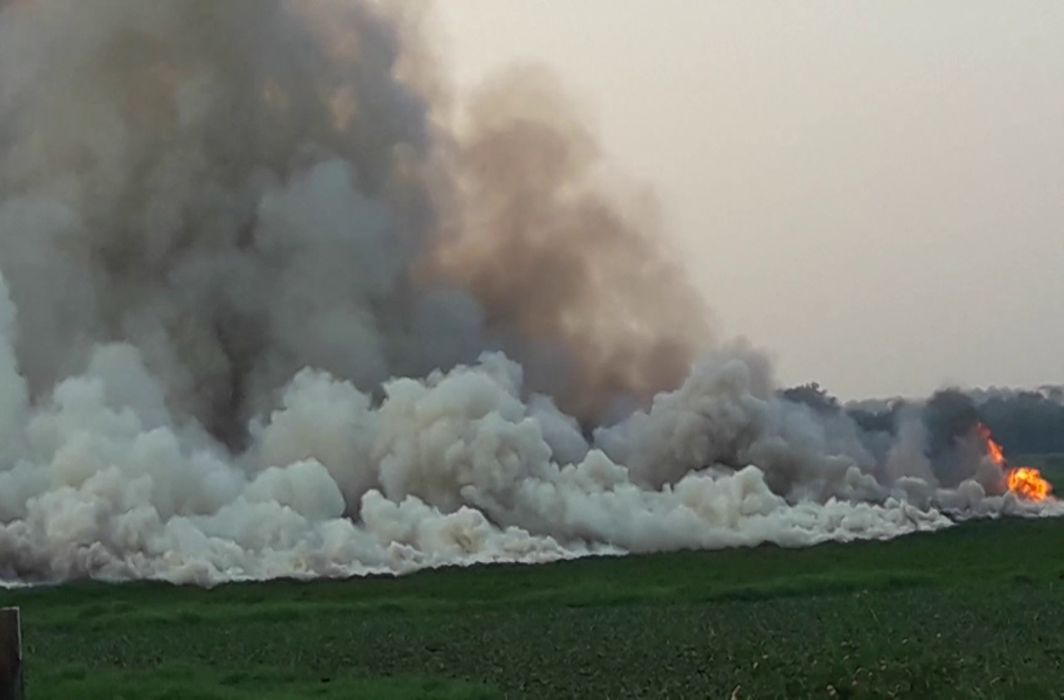 Bengaluru’s Largest Lake Bellandur Goes Up In Flames Again As Pollution Goes Unchecked