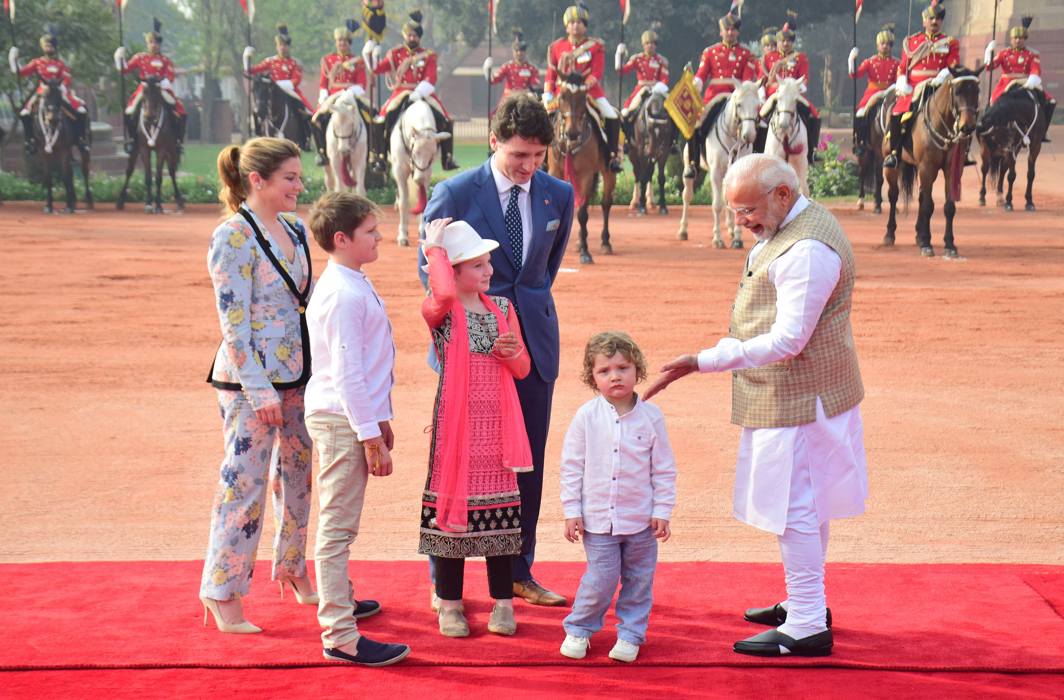 HADRIEN’S MANY MOODS: Prime Minister Narendra Modi receives Canadian Prime Minister Justin Trudeau, his wife Sophie Gregoire Trudeau and their children during a ceremonial reception at Rashtrapati Bhavan, in New Delhi, UNI