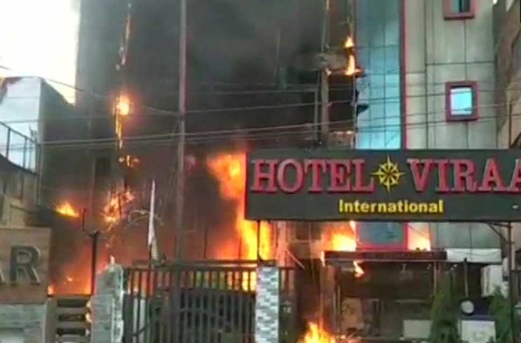 5 killed in massive fire at two Lucknow hotels