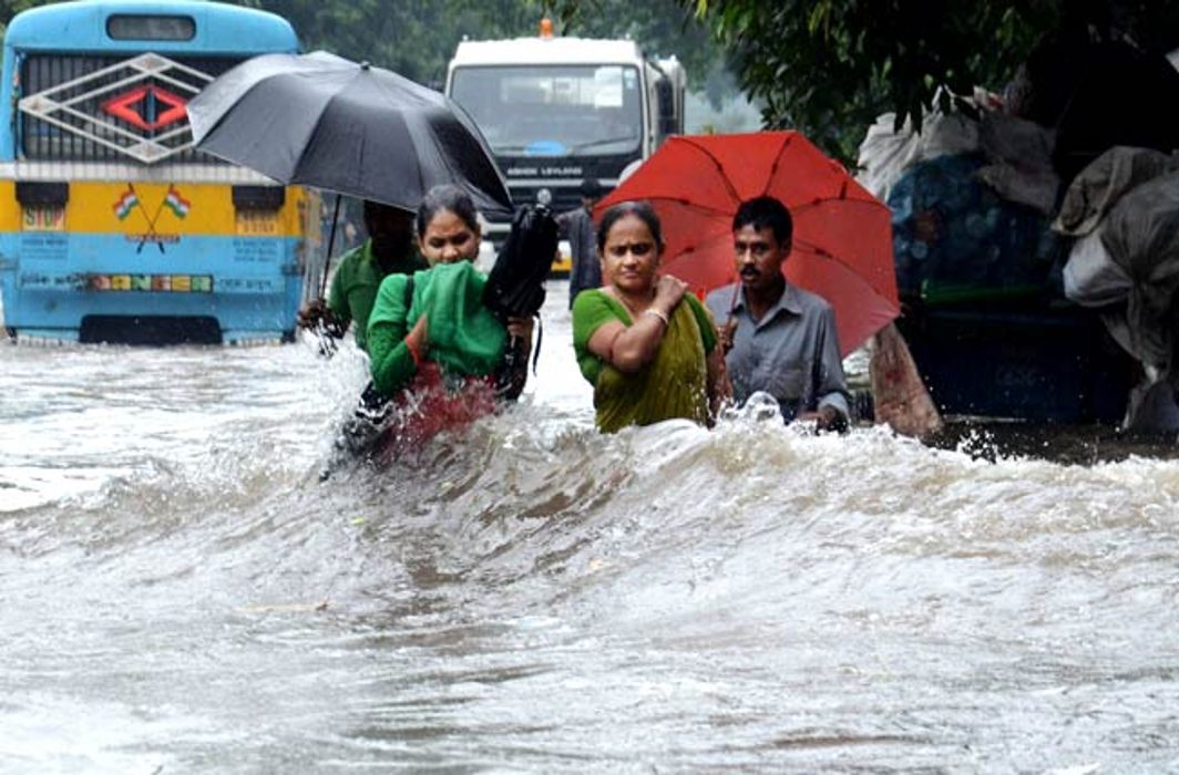 Six killed, Kolkata submerged as heavy rains lash West Bengal