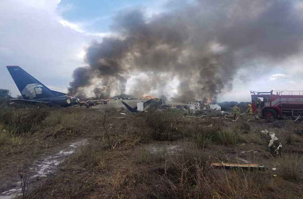 No fatalities in Mexico air crash after take-off
