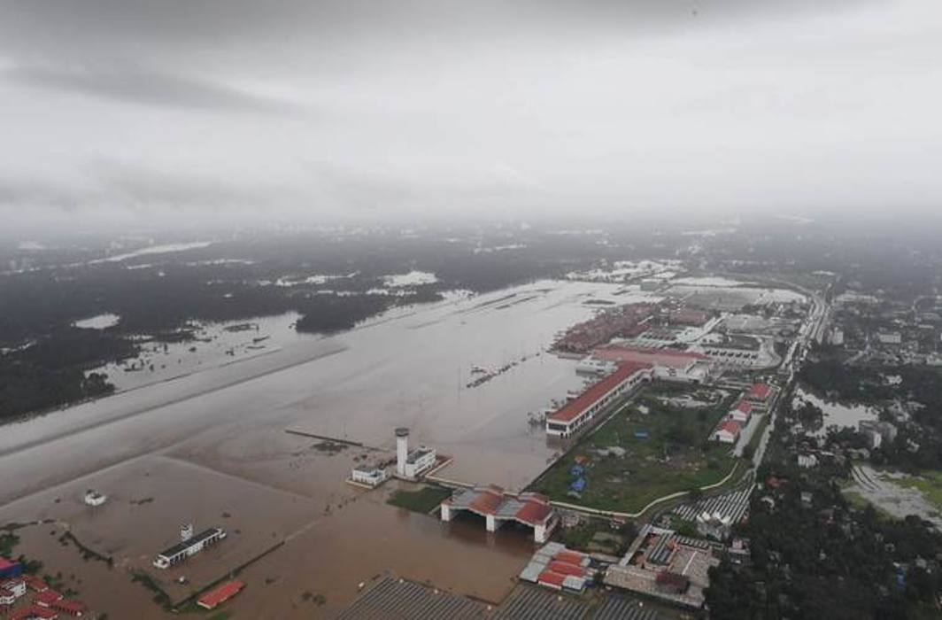 Kerala floods: UN expresses grief, PM announces Rs.500 cr grant, CMs give aid