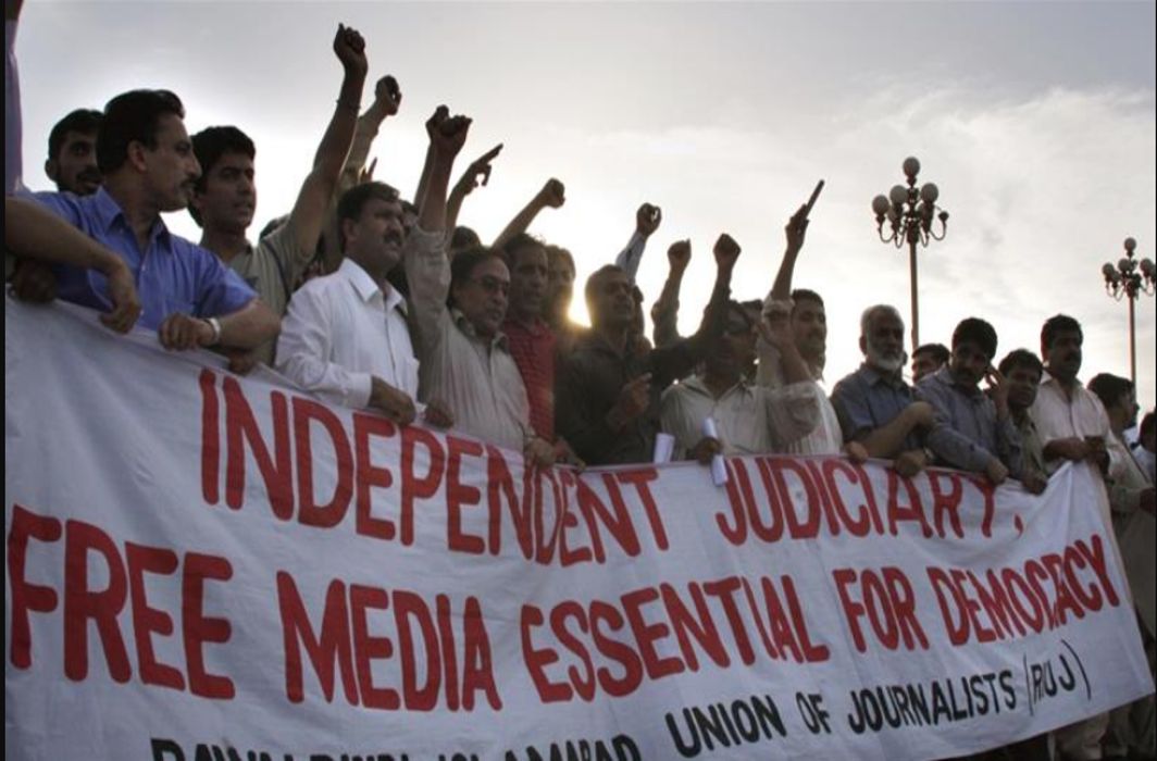 Pakistan military curtails freedom of press through illegal means: CPJ