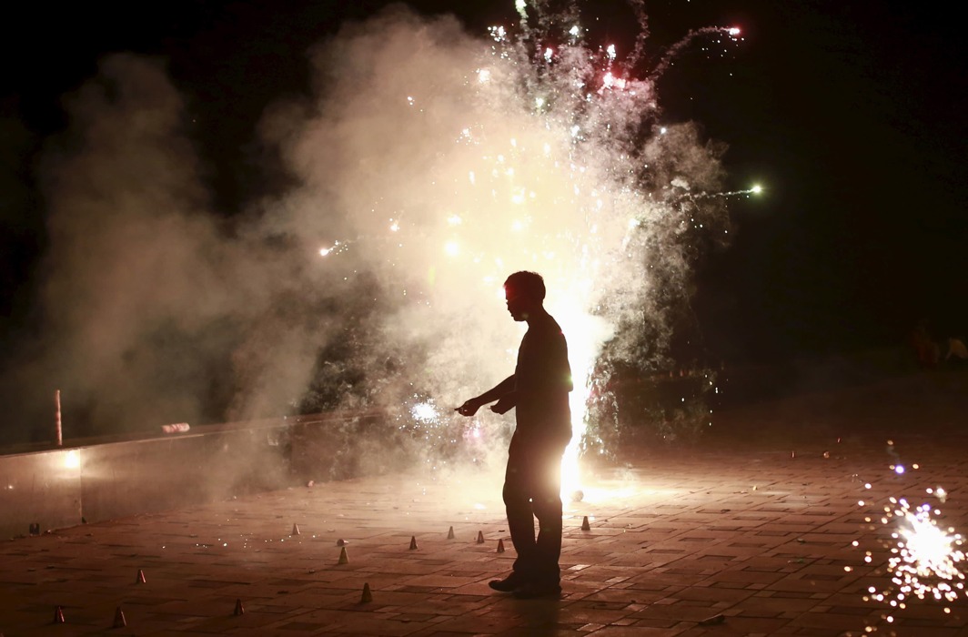 Bursting of crackers on Diwali: No blanket ban, but SC lays down restrictions for all festivals