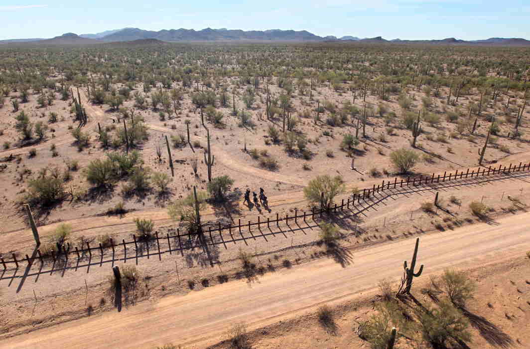 Six-year-old Indian migrant girl dies in Arizona desert while mother searched for water