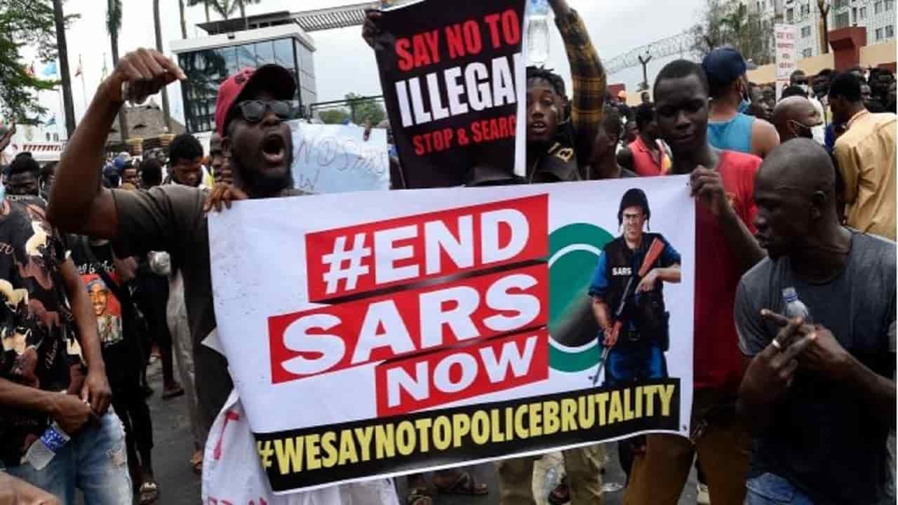 Nigeria protest anaginst Sars-min (2)
