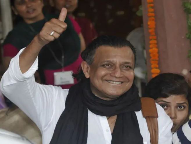 Mithun makes a comeback in Bengal politics