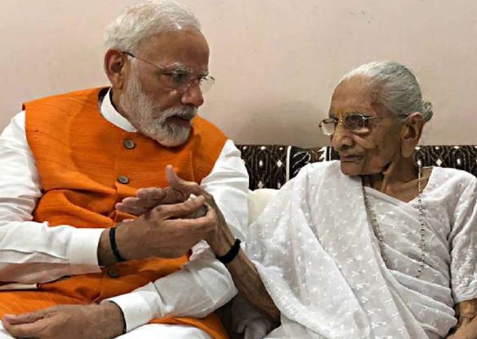 Narendra Modi with mother heeraben