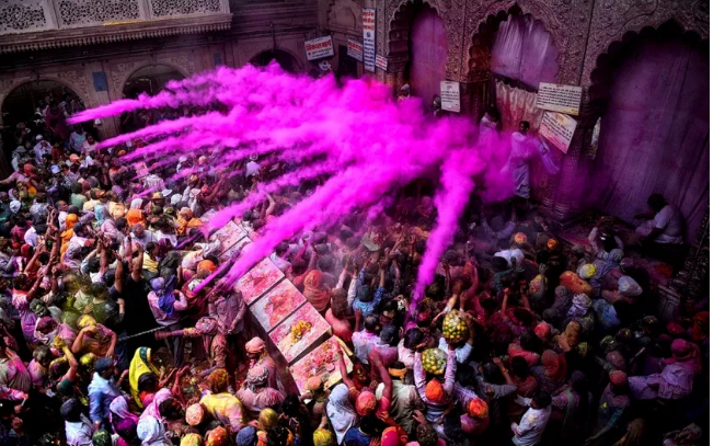 Holi celebration at Mathura's Banke Bihari Temple